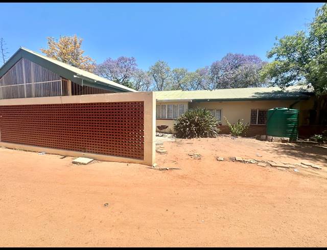 4 BEDROOM HOUSE FOR SALE IN POLOKWANE CENTRAL